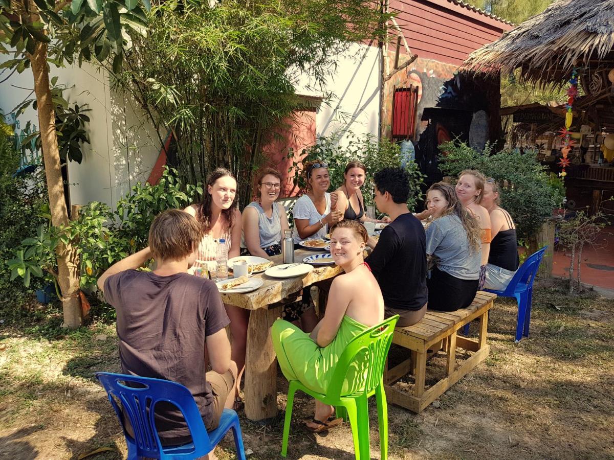 Slacklines Hostel Ko Lanta Zewnętrze zdjęcie